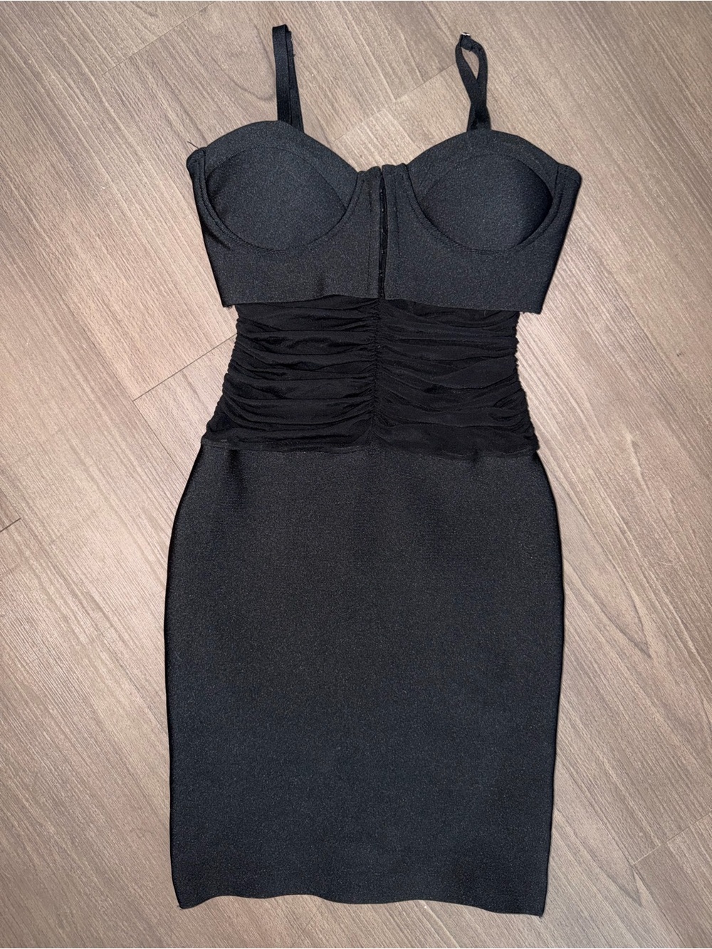 AKIRA LIL DATE NIGHT BANDAGE MESH MINI
DRESS